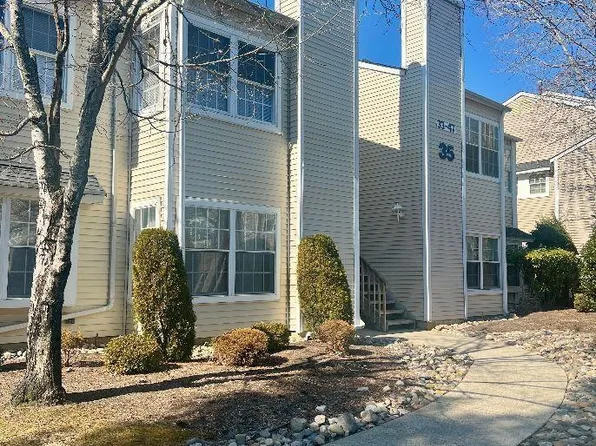 41 Driftwood Ct Building 35-41, Absecon, NJ 08205