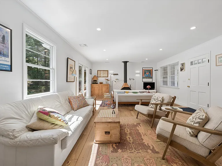 104 Hands Creek Rd — Photo 4