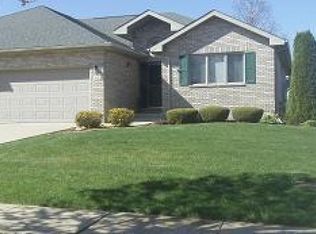 14 Hilgert Ct, Grant Park, IL 60940