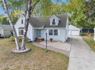 1148 Meacham St, Green Bay, WI 54304