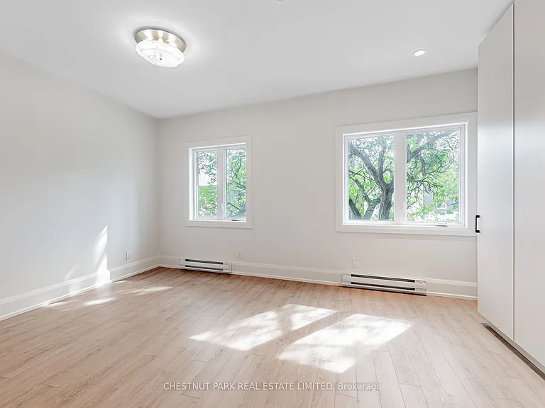 2528 Yonge St #4 — Photo 3