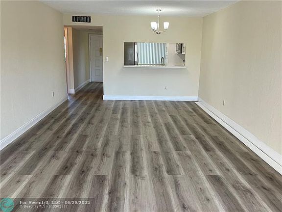 5th image of 9735 N Belfort Cir #9735