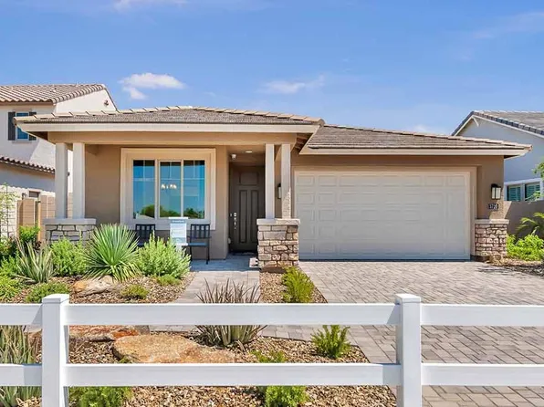 5720 W Mauna Loa Ln, Glendale, AZ 85306