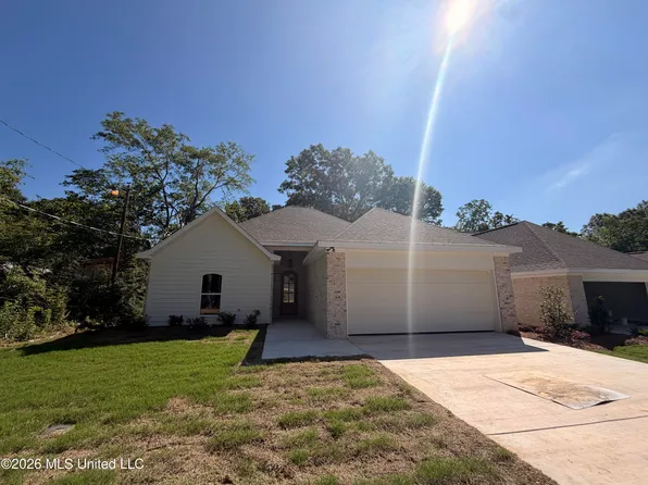 198 Lake Harbor Rd, Brandon, MS 39047