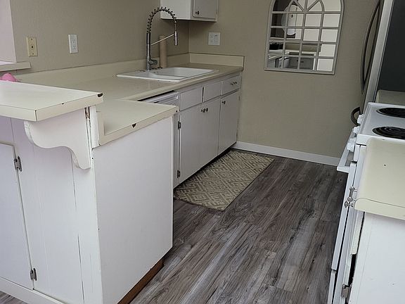 3rd image of 32200 Cathedral Canyon Dr APT 61