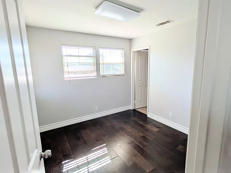 1401 University Cir — Photo 19