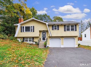 818 Bunker Hill Avenue, Waterbury, CT 06708