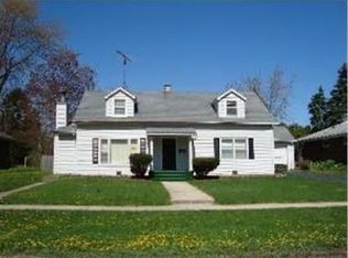 2314 Corona Rd, Waukegan, IL 60087