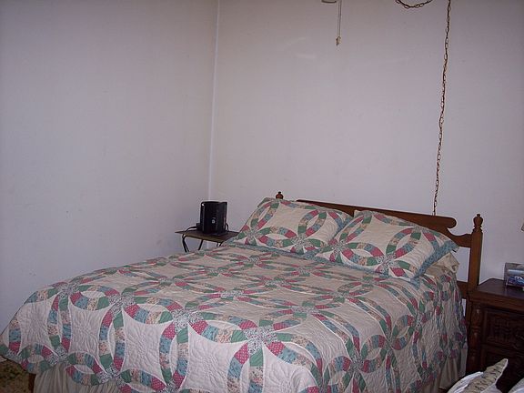 5th image of 610 S Avenue Q