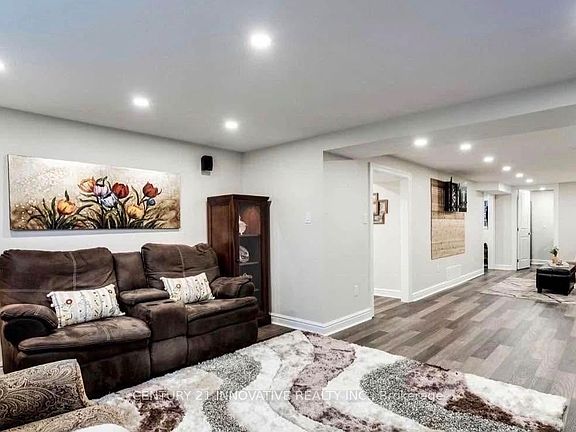 4th image of 586 Chamberlain Rd #Basement