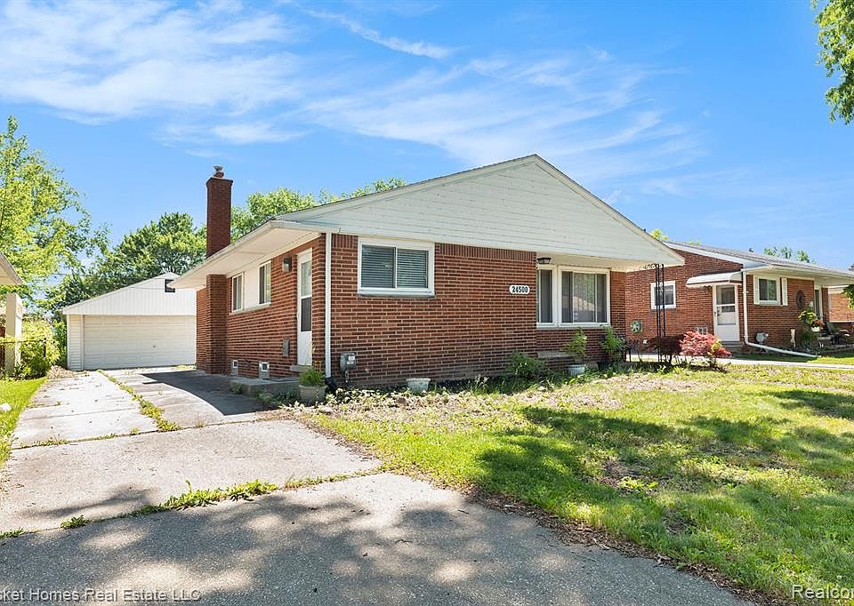 24500 Ursuline St, Saint Clair Shores, MI 48080 Zillow