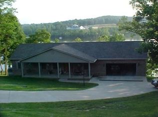 4103 Doe Valley Pkwy E, Brandenburg, KY 40108