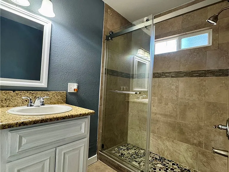 1211 N Siesta St — Photo 14