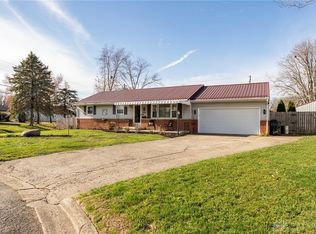 642 Belle Aire Pl, Washington Court House, OH 43160