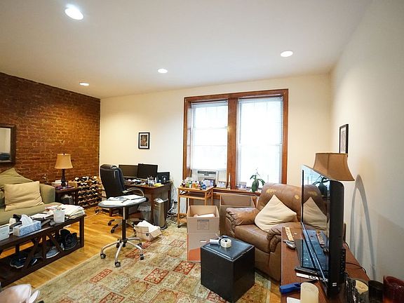 5th image of 511 12th St #1B