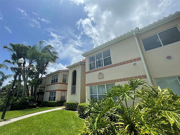 2nd image of 3370 Pinewalk Dr N APT 1216
