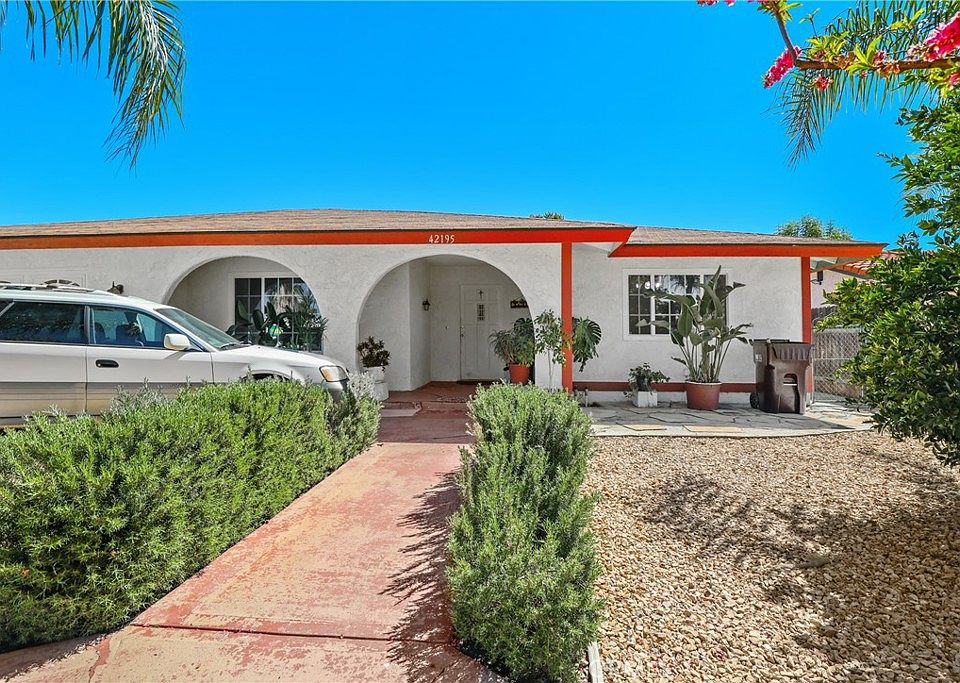 1st image of 42195 Acacia Ave