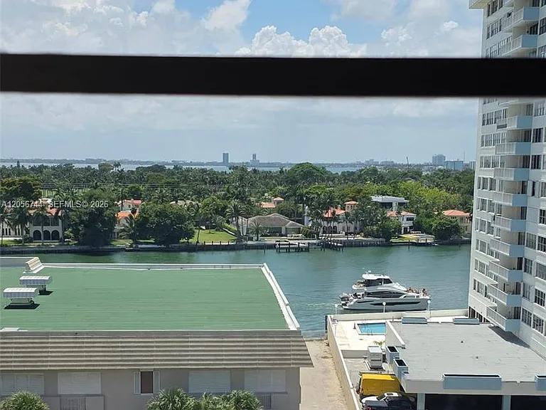 5825 Collins Ave #9C — Photo 27