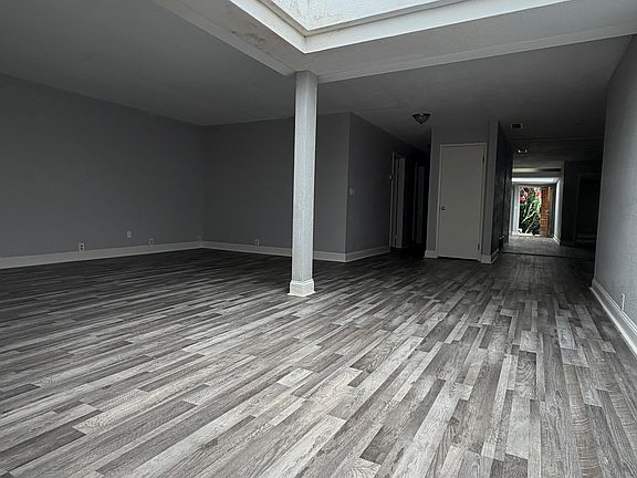 4th image of 8194 Caribbean Way