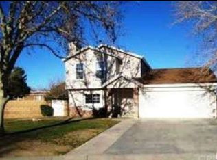 651 E Ivesbrook St, Lancaster, CA 93535