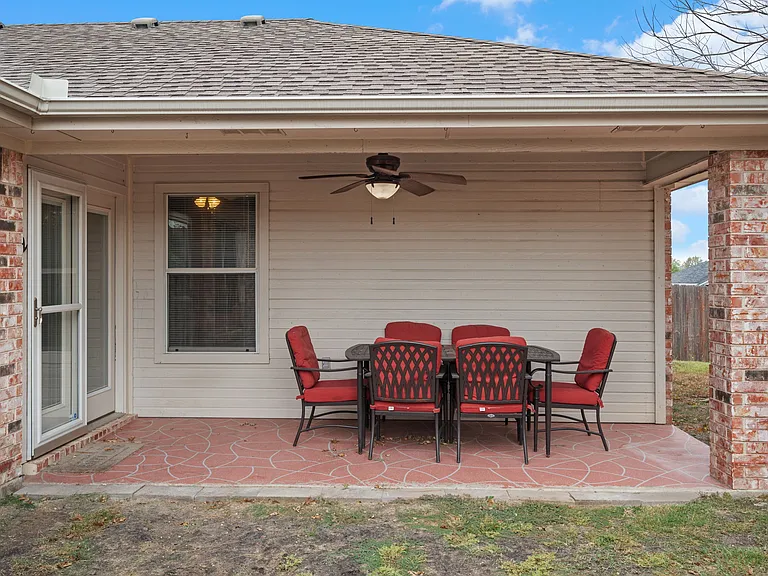 3805 Republic Of Texas Dr — Photo 21