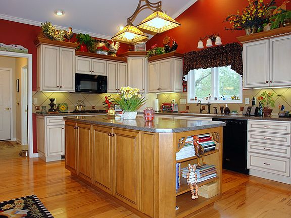 5th image of 22 Castlebridge Ln