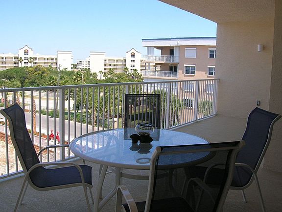 2nd image of 806 Mystic Dr #D404