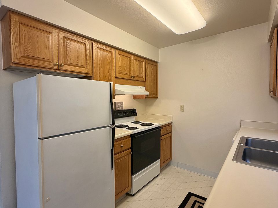 1st image of 2826 Telequana Dr APT 4