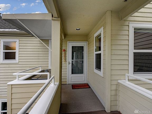 2nd image of 3961 Providence Point Dr SE