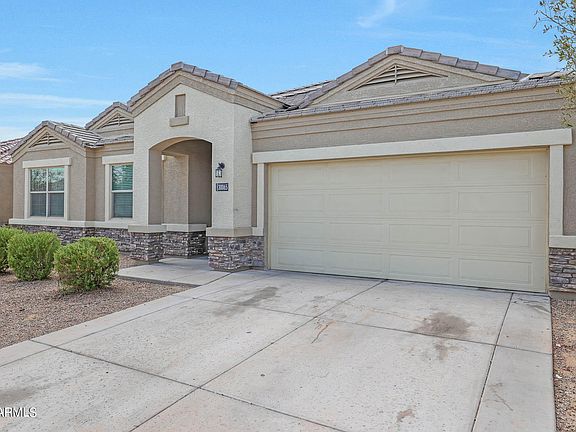 3rd image of 30065 W ROCKMOUNT Avenue