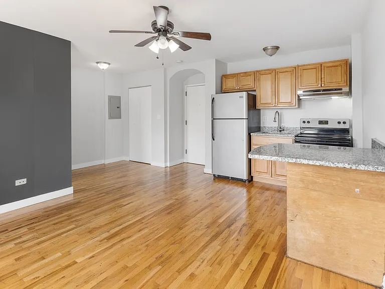 The Greenview — Photo 35