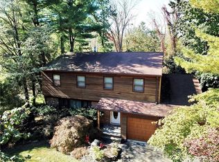 614 S Mountain Rd, New City, NY 10956