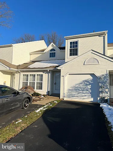 81 Banbury Ct Photo 1
