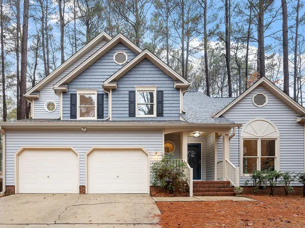 8 Bayridge Ct, Durham, NC 27713