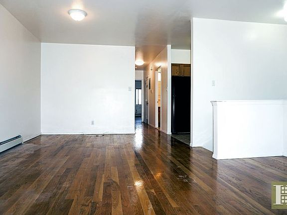4th image of 284 Chauncey St #2