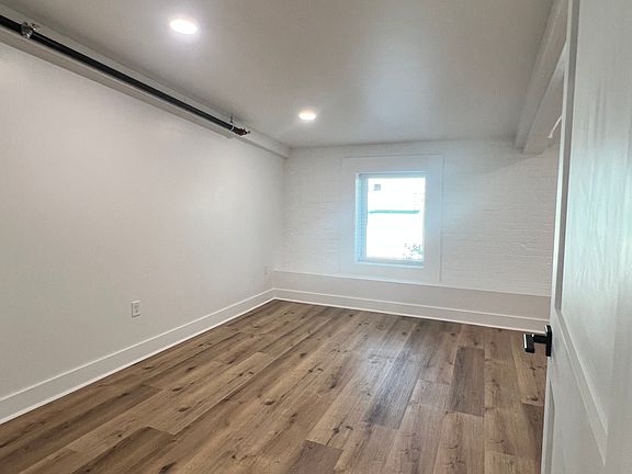 5th image of 503 N Broad St #B
