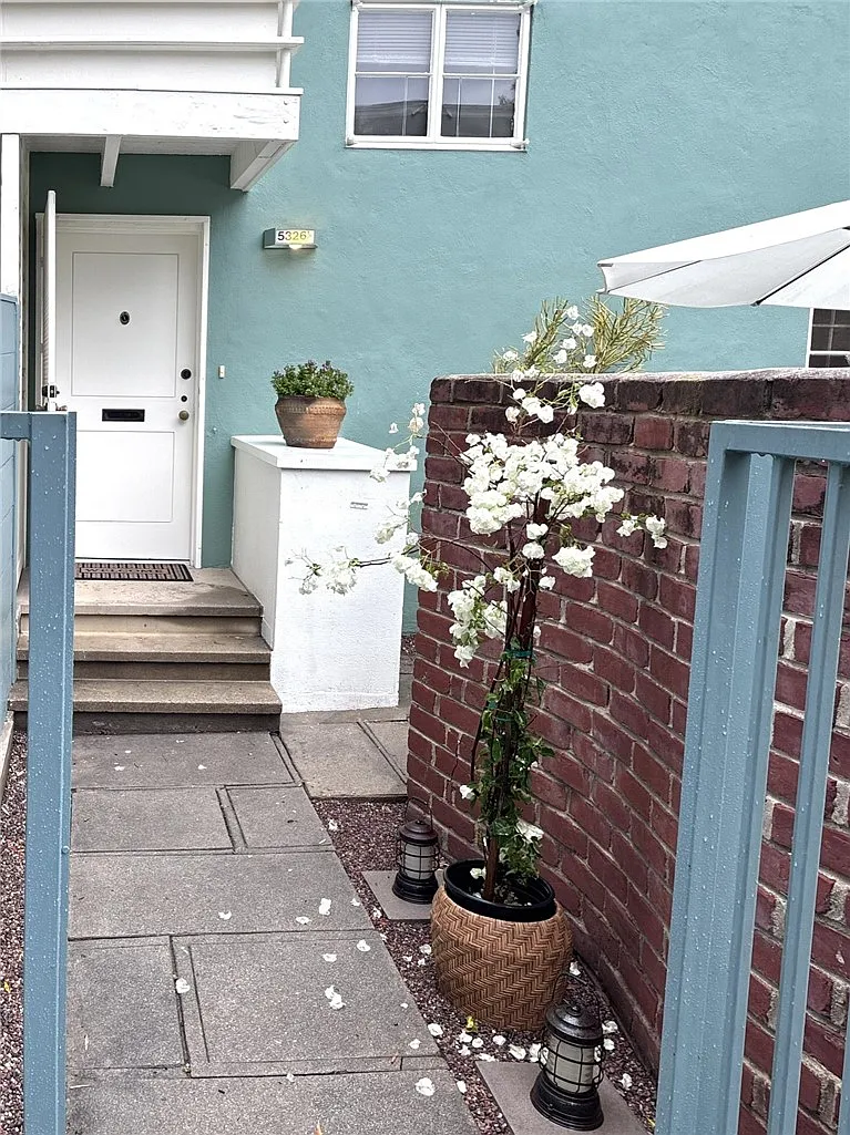 1 bed, 919 sqft, $3,500 — Photo 4