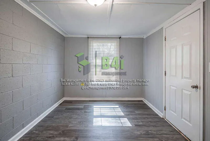 3 bed, 1.0 bath, 1444 sqft, $1,050 — Photo 4
