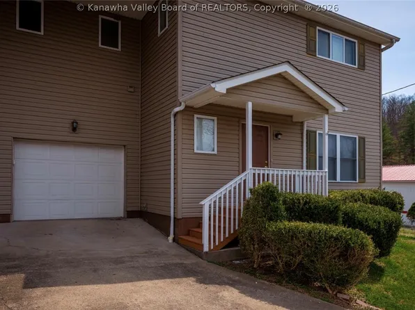 6 Lincoln Hts #B, Alum Creek, WV 25003