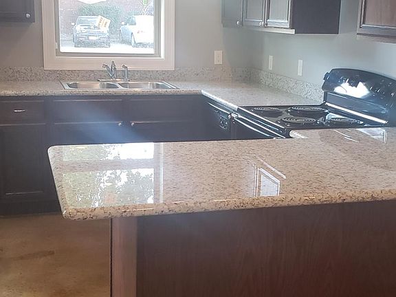 2nd image of 513 W Lagrange St APT 2