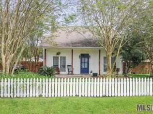 24634 Rolling Meadow Dr, Denham Springs, LA 70726