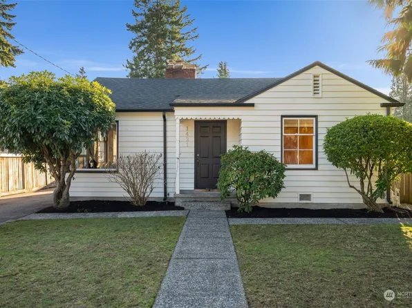 1421 SW 148th Street, Burien, WA 98166