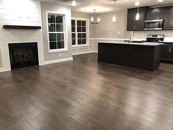 4th image of 1073 Charles Thomas Dr #503