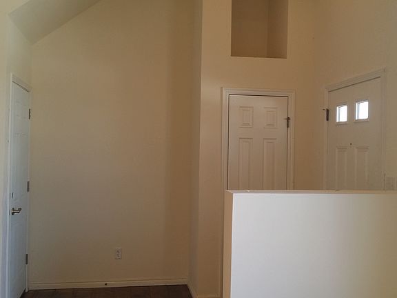 2nd image of 64 Fuller Cir