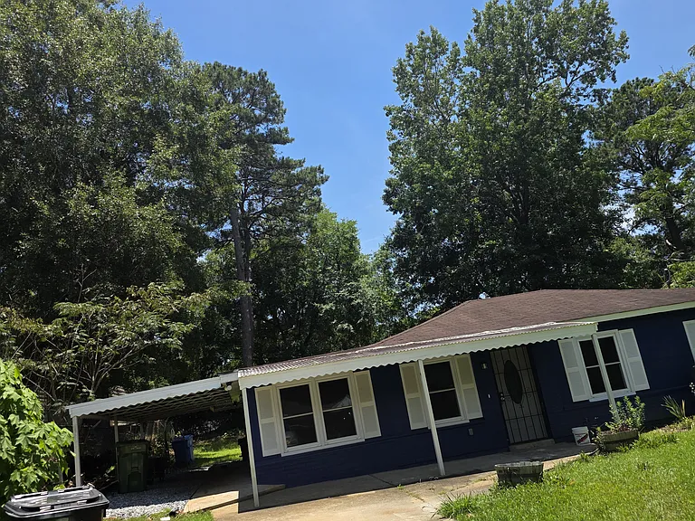 4624 Conner Rd — Photo 2