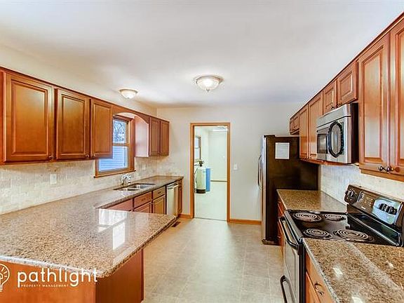 4th image of 11145 Elmwood Ct