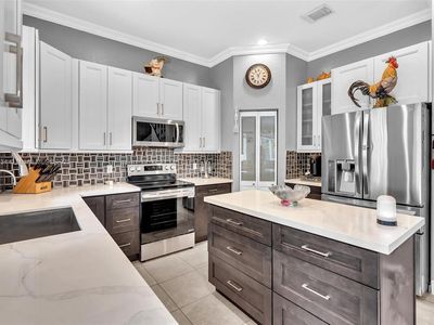 7738 NW 17th Pl, Pembroke Pines, FL, 33024