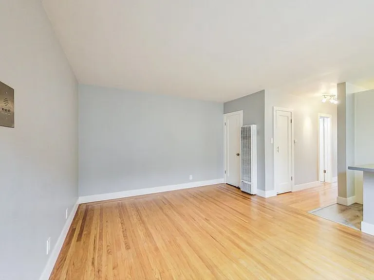 1441 University Ave #2 — Photo 2