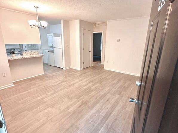 42 Southbrook Dr APT D