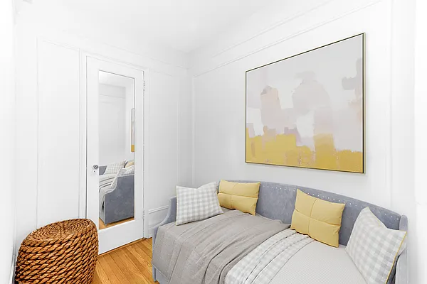 Sold by Compass | media 5